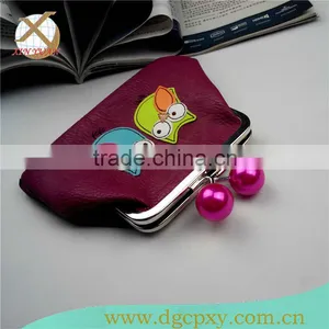 Pink Pearl Kiss Lock Metal Frame PU Wallet for Kids thumbnail-1