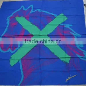 Fashon and Printed Silk Square Scarf thumbnail-1
