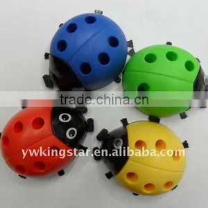 Ladybug Shape Pencil Sharpener thumbnail-1