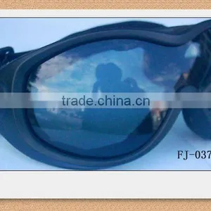 Snowboard Goggles thumbnail-1