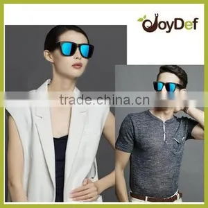 Cool Retro Black Frame Unisex Mirrored Sunglasses for Man and Woman Custom Printed Logo thumbnail-1