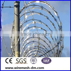 Hot-dipped Concertina Razor Barbed Wire , Razor Wire Fencing ,BTO-22 Razor Barbed Wire thumbnail-5