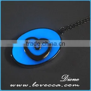 Night Ligh Glow in the Dark Necklace Fluorescent Hollow Locket Cage Glow In The Dark For Women thumbnail-3