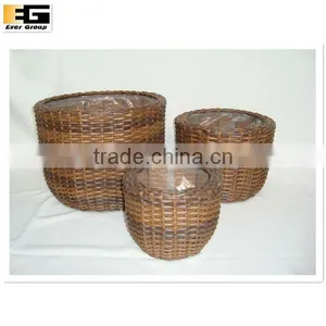 Brown Plastic Flower Pot/vase/planter thumbnail-1