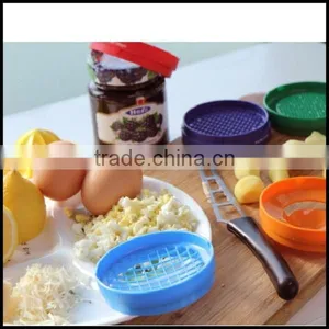 New Hot Multi Slice Bottle Kitchen Tools Plastic Bin Multi Function Slice Grate Sift Wholesale for Sale Factory thumbnail-3