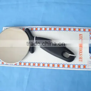Curved Handle Pizza Cutter Stainless Steel Pizza Cutter thumbnail-1