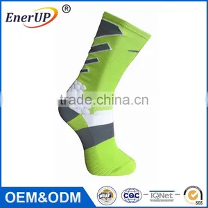 2017 Hot Selling Athletic Sports Compression Socks Custom Sport Socks Running Sock Wholesale thumbnail-5