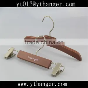 CY-663 Little Children Wooden Hanger Cute Boys Clothes Hanger With Girl Dress Hanger Supplier's Choice thumbnail-1