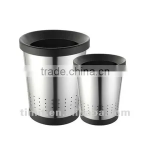 Superior Quality Stainless Steel Round Shape Dustbin thumbnail-1