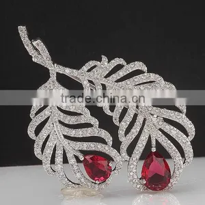 Platinum Plated Vicctorian Leaf in 4 Colors Brooch With AAA+ Cubic Zircon Micro Pave Setting for Women and Men in 4 Colors thumbnail-3