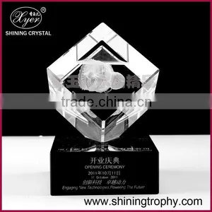 Diamond Crystal Award Trophy thumbnail-1