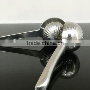 Professional Stainless Steel Lemon and Lime Manual Juice Squeezer - Citrus Juicer. thumbnail-1