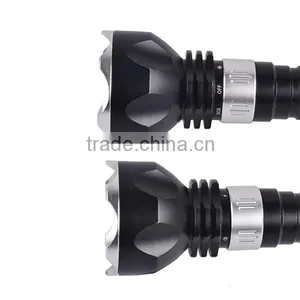 IP68 Powerful Ultra Bright T6 LED Waterproof Diving Flashlight thumbnail-3