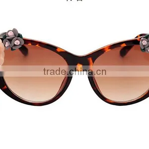 2016 Hot Selling Vintage Rose Flower Plastic Lady's Sun Glasses thumbnail-4