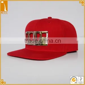 6 Panel Sports Style Metal Badge Custom Snapback Caps thumbnail-1