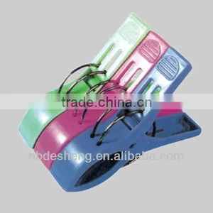3 Pcs Plastic Large Clothes Pegs thumbnail-1