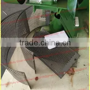 CF198 7.5hp Gasoline Engine Hammer Mill , Witherbark Hammer Mill, Fresh Straw Hammer Mill thumbnail-5