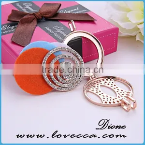 2017 Beautiful Hollow Design Essential Oil Diffuser Perfume Necklace For Locket thumbnail-5