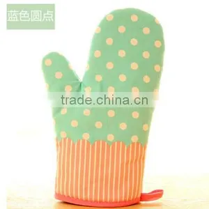 The Newest Can Be Customized Logo Cotton Oven Mitt or Glove thumbnail-2