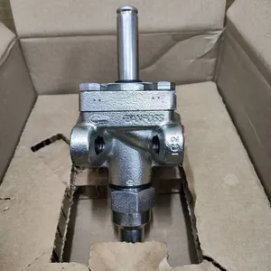 Danfoss Industrial Ammonia Solenoid Valve EVRAT 15 032F3247 thumbnail-5