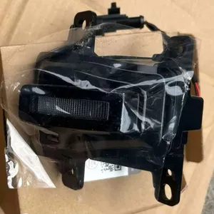Car Tail Light thumbnail-5