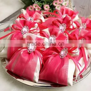 New Wedding Gift Packaging Nonwovens Bags With Resin Drill thumbnail-5