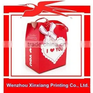 Customized Paper Rigid Gift Boxes With Handle thumbnail-1
