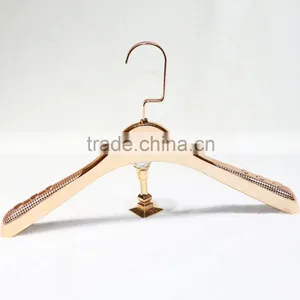 Electroplating Plastic Hanger From China Supplier With Low Price thumbnail-2