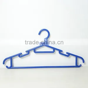 Plastic Skirt Hangers thumbnail-2
