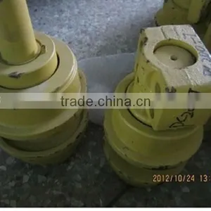 SK200-5/6 CARRIER ROLLER YN64D00013F1 thumbnail-1