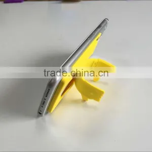 Multi-functional Silicone Cable Winder With Phone Stand thumbnail-2