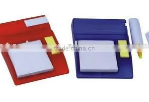 Note Dispenser With Highlighter thumbnail-1