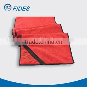 Microfiber Waffle Gym Towel With Zipper Pocket thumbnail-4