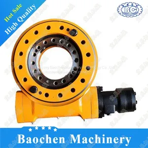 Efficiency Hydraulic Slewing Drive With 50Mn Internal Gear , Electric Motor thumbnail-3