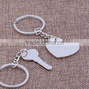 Wholesale Metal Keychain Small Gifts English Couple Keychain thumbnail-6