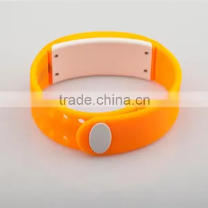 Good Quality Portable New Model Colourful Sport Bracelet Usb Flash Drive Watch thumbnail-5