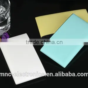 Creative Touch Stripe Led Indicator Ultra Thin Polymer Lithium Battery Custom Logo 8000mAh Mobile Phone Battery Pack Power Bank thumbnail-4