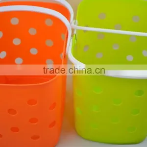 Handle Plastic Laundry Basket thumbnail-2