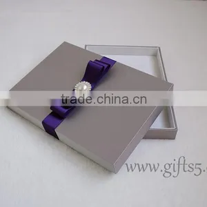 Custom Handmade Wedding Invitation Box With Pearl thumbnail-3