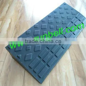 Rubber Kerb Ramp/Step Ramp thumbnail-1