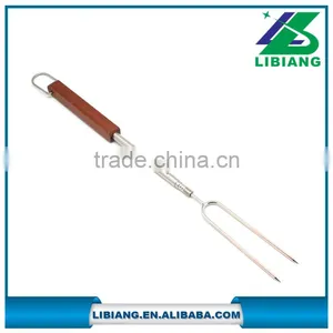 Telescopic Bbq Fork With Wooden Handle thumbnail-1