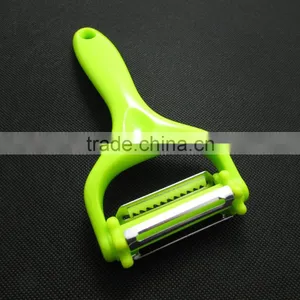 CP22 Stainless Steel Blade of 3 in 1 Vegetable Peeler thumbnail-1
