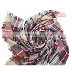Classic Plaid Pattern High Quality 30 Choice 140*140 Acrylic New European Style Square Blanket Scarf thumbnail-1
