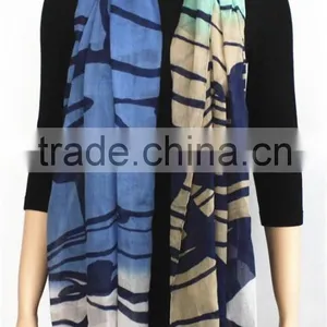 Soft and Light Printed Modal Scarf thumbnail-4