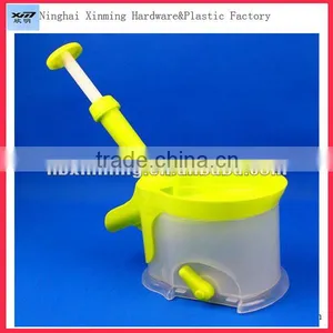Hot Sell Kitchen Gadgets Plastic Handle Cherry Pitter thumbnail-1