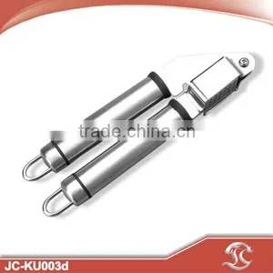China Manufacturers Kitchen Accessories Stainless Steel Garlic Press thumbnail-1