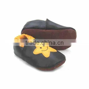 Guangzhou Wholesale Star Soft Sheep Leather Newborn Baby Shoes thumbnail-2