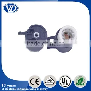 E12 Plug Type Lamp Holder thumbnail-1