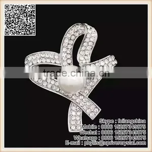 New Arrival Color Crystal Perfume Bottle Brooch Diamond Flower Brooch thumbnail-3