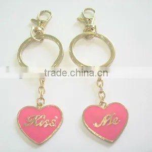 Lovely Heart Shape KISS ME Keychain thumbnail-1